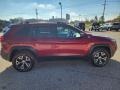 Deep Cherry Red Crystal Pearl - Cherokee Trailhawk 4x4 Photo No. 5