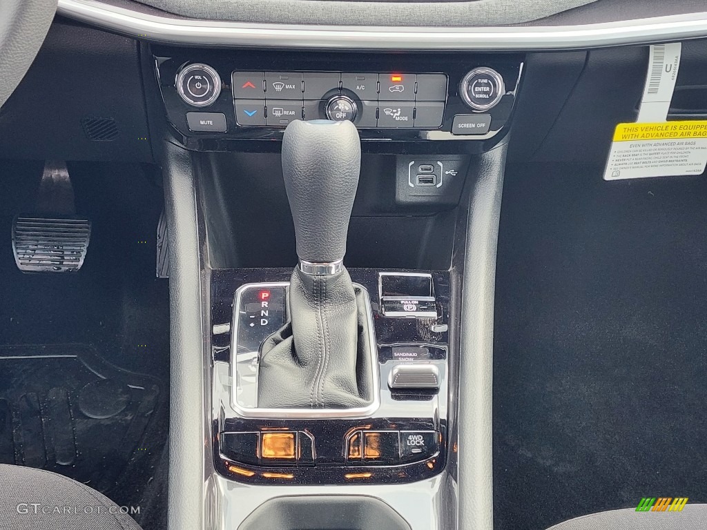 2023 Jeep Compass Sport 4x4 Transmission Photos