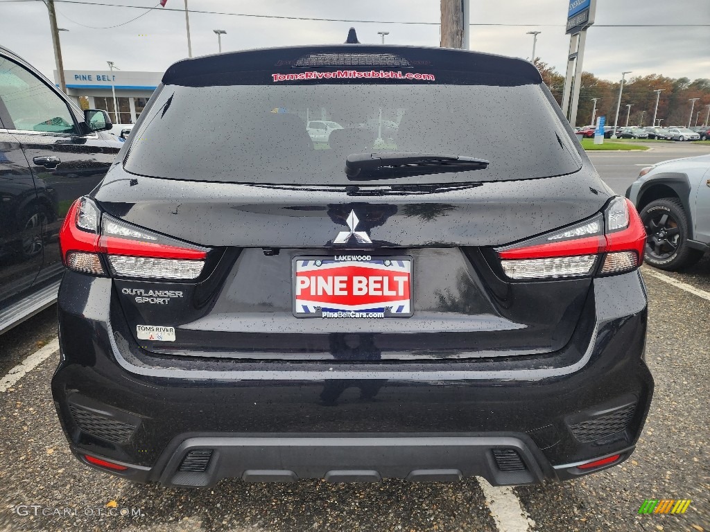 2022 Outlander Sport SE Special Edition - Labrador Black Pearl / Black photo #4