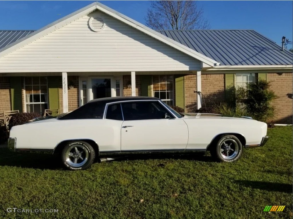 Antique White 1972 Chevrolet Monte Carlo Standard Monte Carlo Model Exterior Photo #146743567