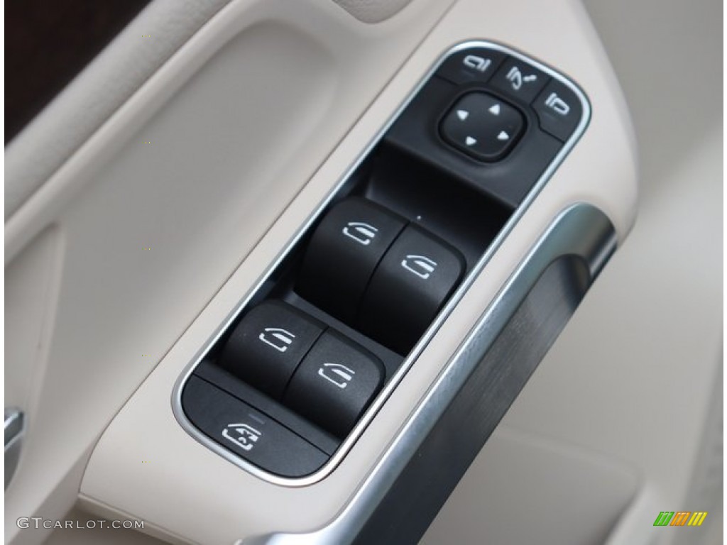 2023 Mercedes-Benz EQB 300 4Matic Macchiato Beige Door Panel Photo #146744404