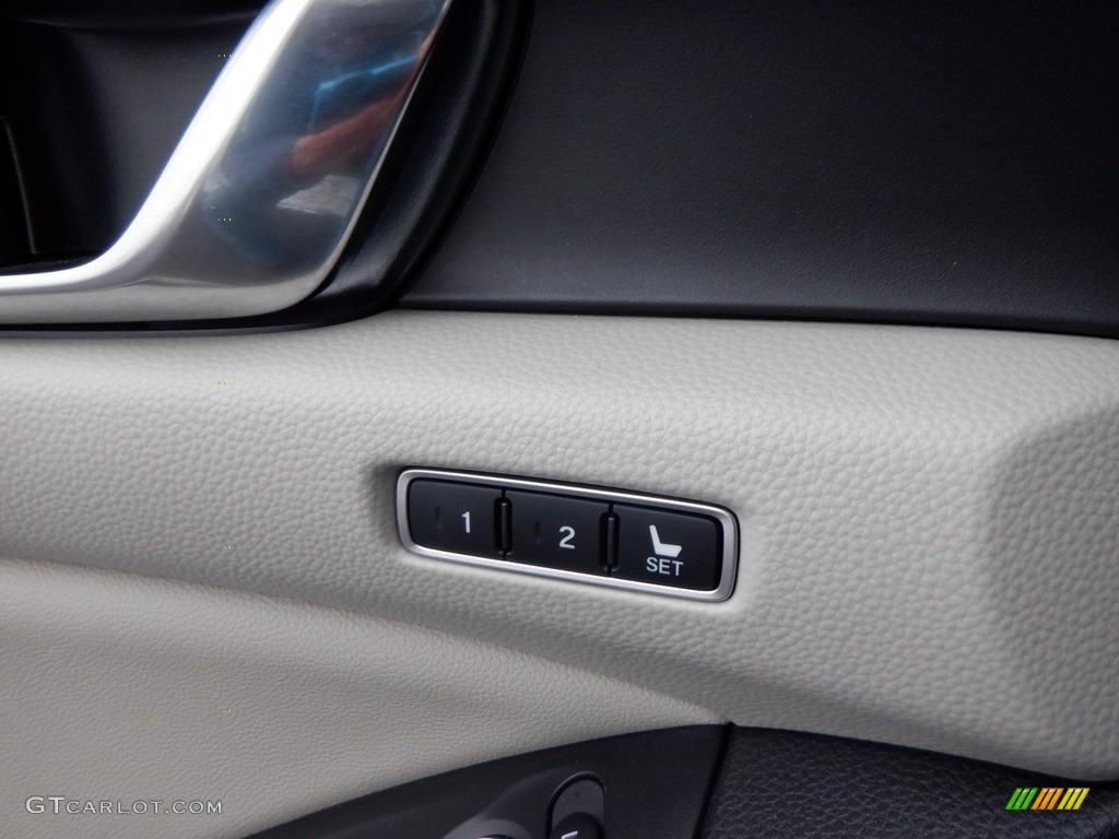 2021 Honda Accord EX-L Controls Photo #146745160