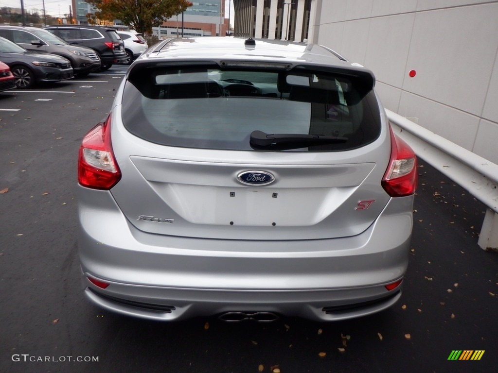 2013 Focus ST Hatchback - Ingot Silver / ST Smoke Storm Recaro Seats photo #9