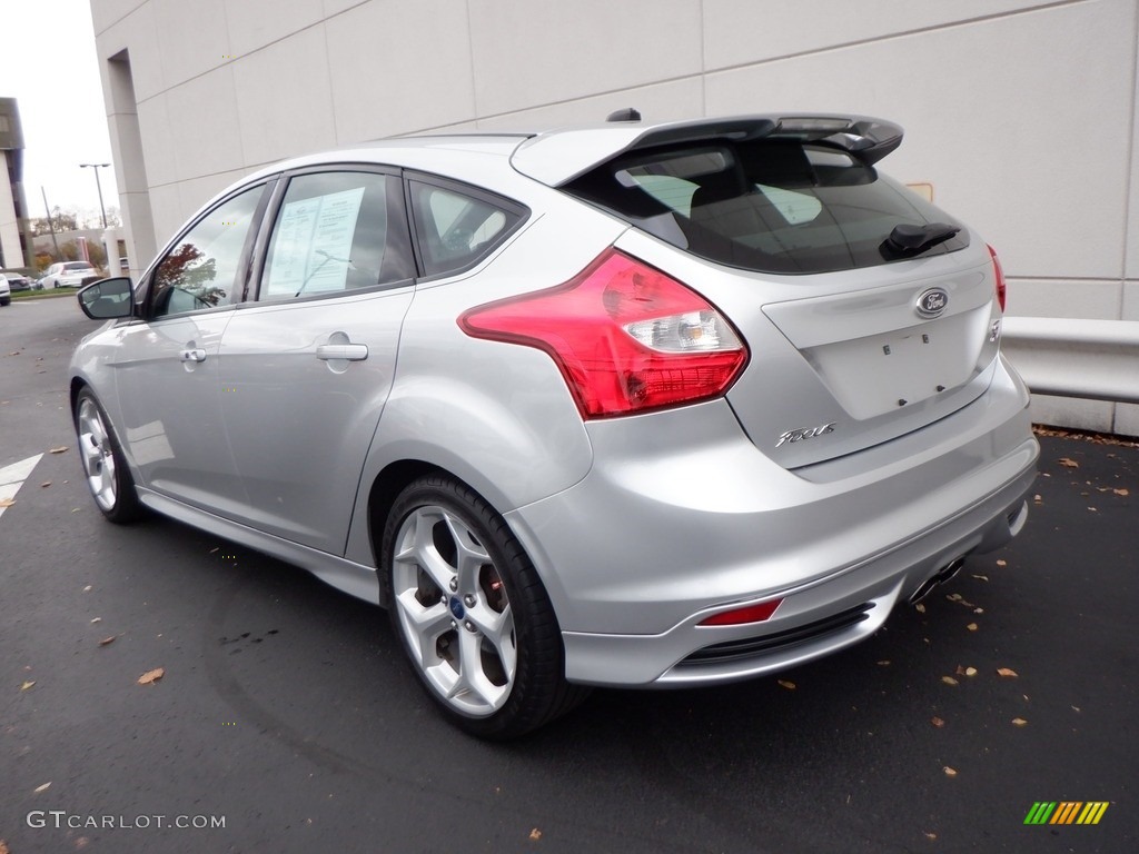 2013 Focus ST Hatchback - Ingot Silver / ST Smoke Storm Recaro Seats photo #10