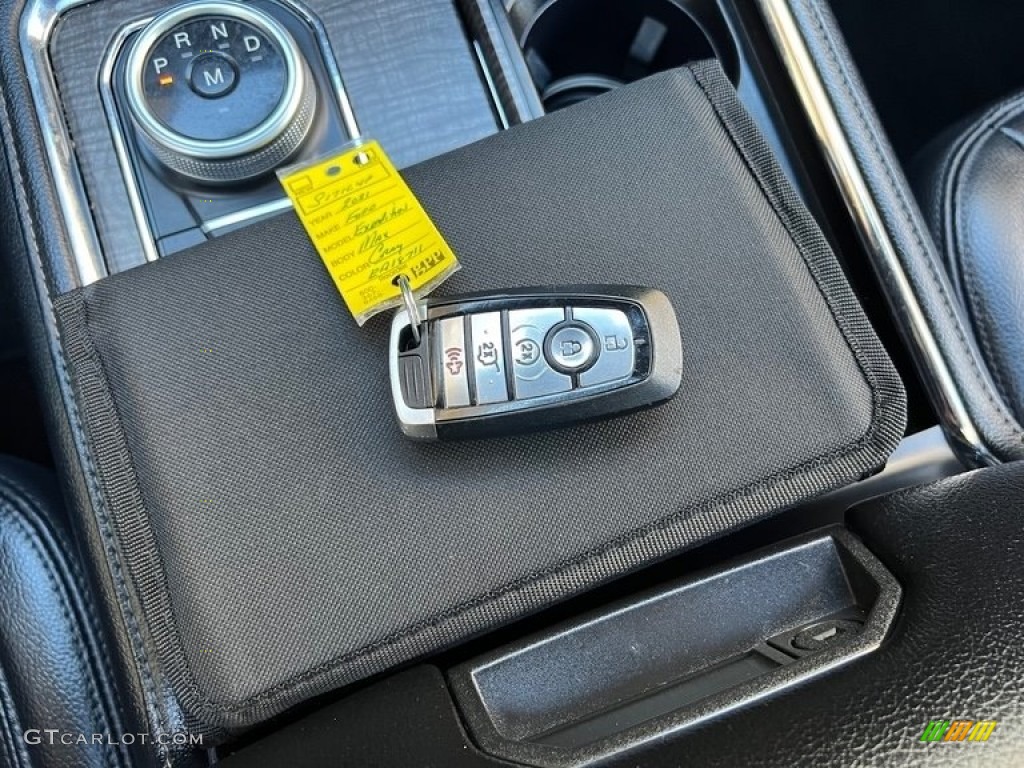 2021 Ford Expedition Limited Max Keys Photos