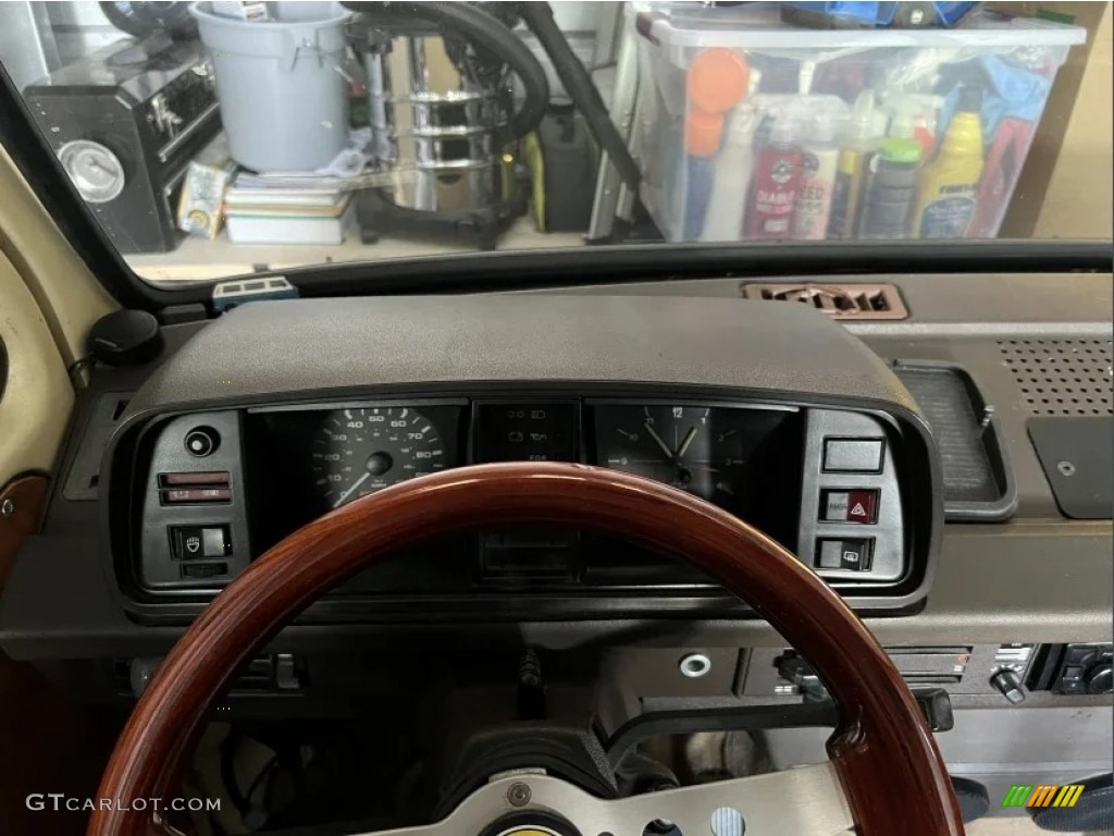 1981 Volkswagen Vanagon Camper Brown Dashboard Photo #146747810