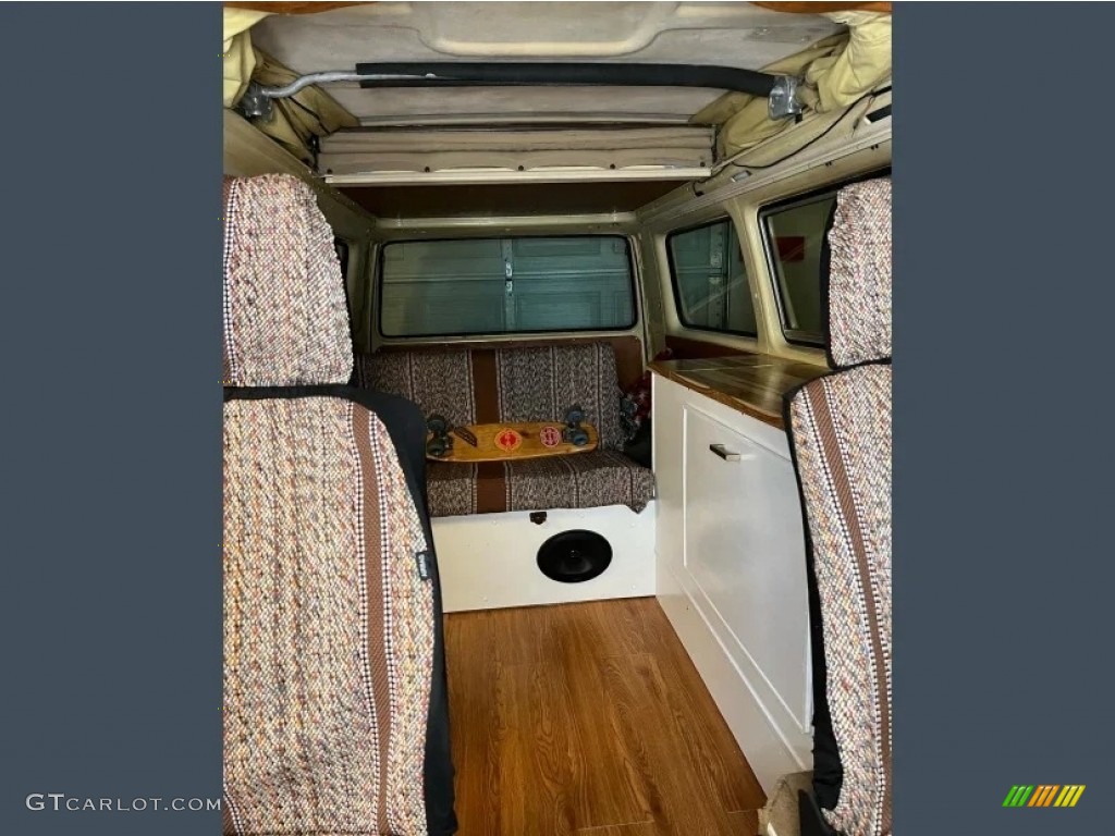 1981 Volkswagen Vanagon Camper Rear Seat Photo #146747855