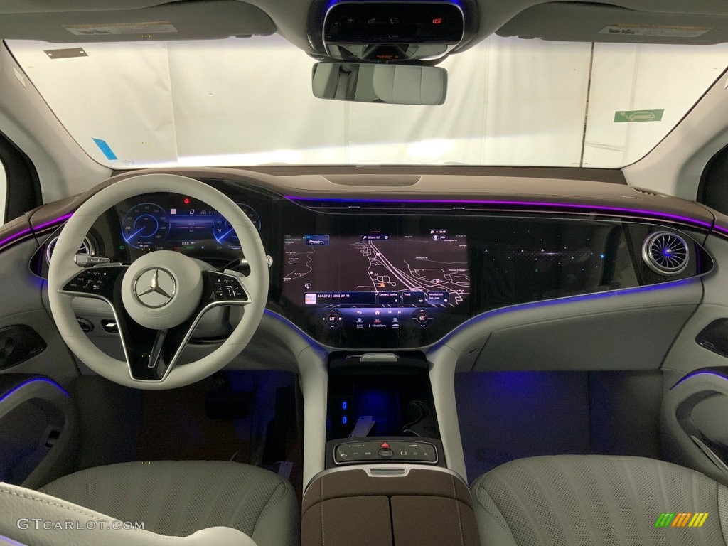2023 Mercedes-Benz EQS 580 4Matic SUV Dashboard Photos