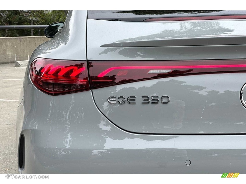 2023 Mercedes-Benz EQE 350+ 4Matic Sedan Marks and Logos Photos