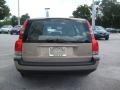 Ash Gold Metallic - V70 2.4 Photo No. 4