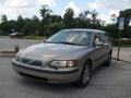Ash Gold Metallic - V70 2.4 Photo No. 7
