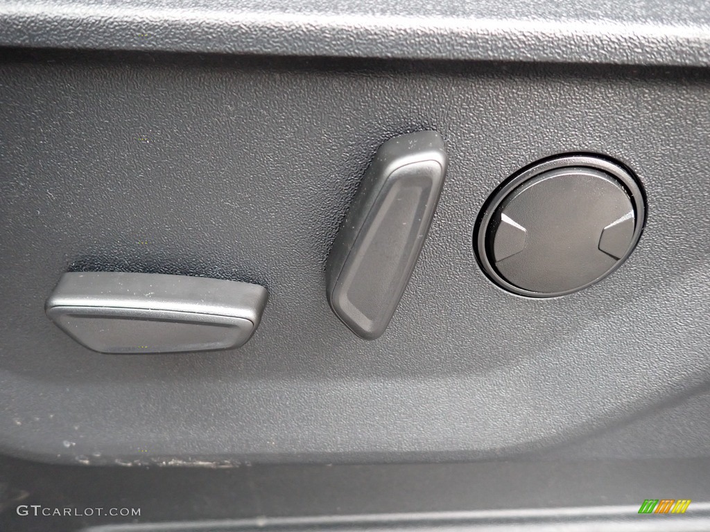 2023 Ford F150 Lightning XLT 4x4 Controls Photo #146748968