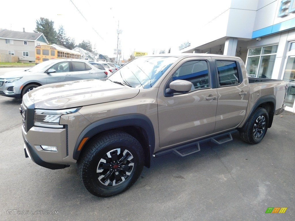 2022 Nissan Frontier Pro-4X Crew Cab 4x4 Exterior Photos