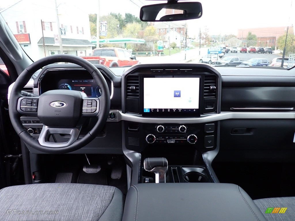 2023 Ford F150 Lightning XLT 4x4 Dashboard Photos