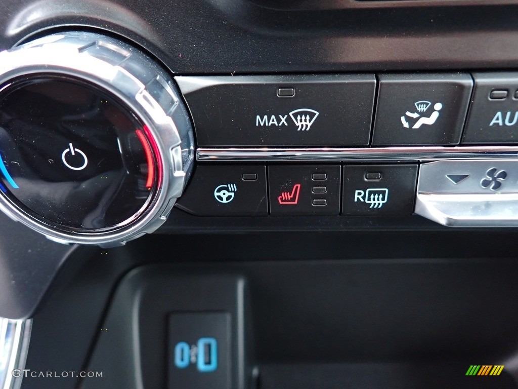 2023 Ford F150 Lightning XLT 4x4 Controls Photos