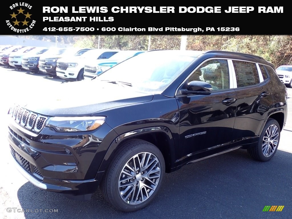 2023 Compass Limited 4x4 - Diamond Black Crystal Pearl / Black photo #1