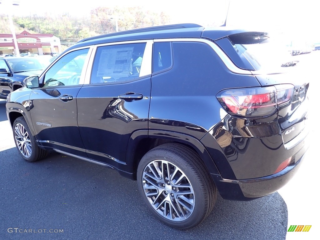 2023 Compass Limited 4x4 - Diamond Black Crystal Pearl / Black photo #3