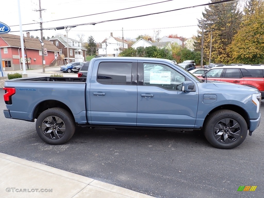 Azure Gray Metallic Tri-Coat 2023 Ford F150 Lightning Lariat 4x4 Exterior Photo #146749613
