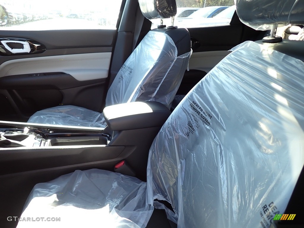 2023 Compass Limited 4x4 - Diamond Black Crystal Pearl / Black photo #11