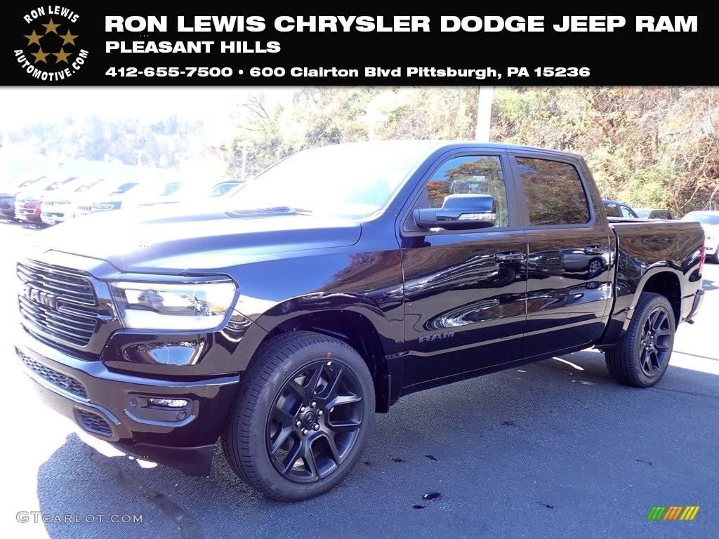 2024 1500 Laramie Night Edition Crew Cab 4x4 - Diamond Black Crystal Pearl / Black photo #1