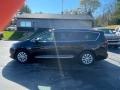 Brilliant Black Crystal Pearl 2018 Chrysler Pacifica Touring L Plus