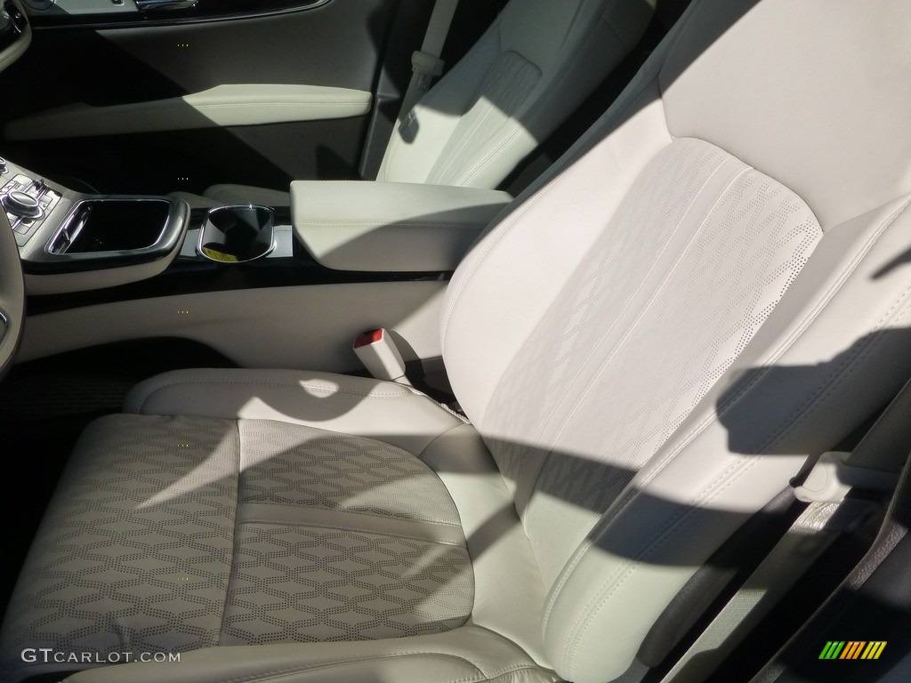 2021 Lincoln Nautilus Black Label AWD Front Seat Photo #146751561