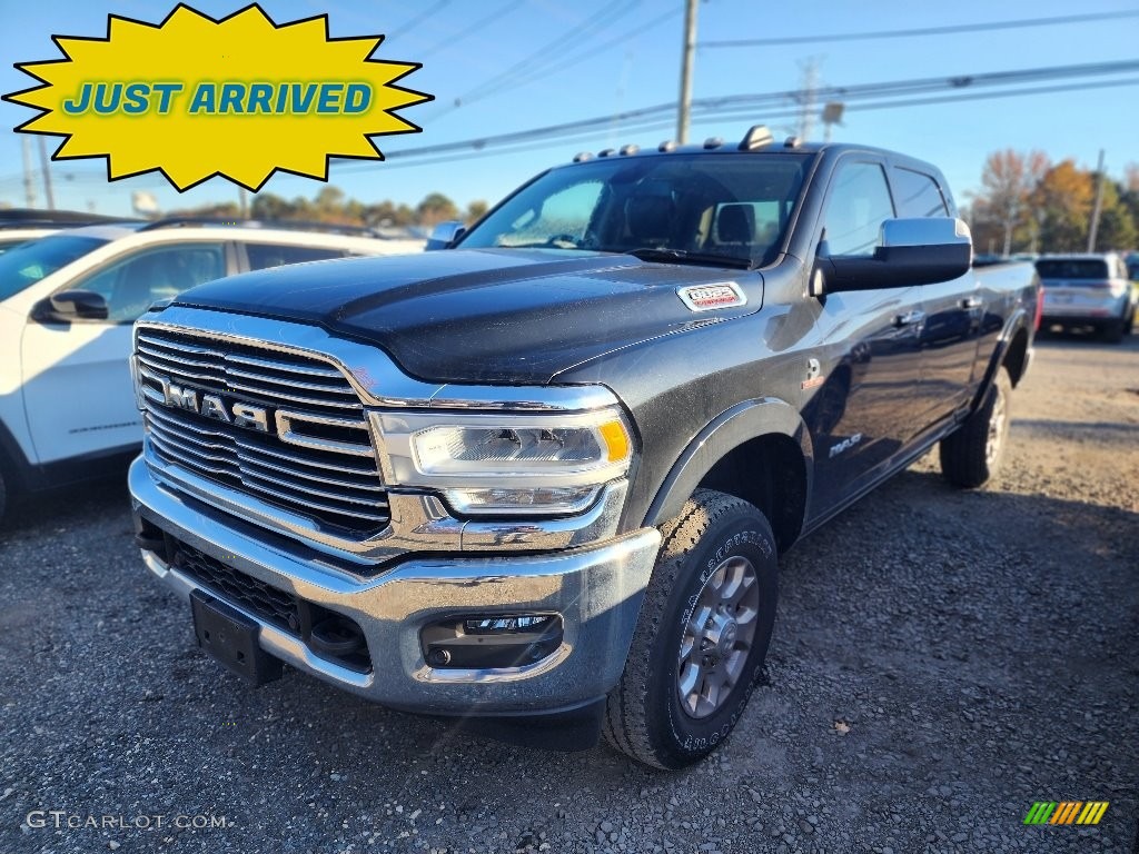 2022 2500 Laramie Crew Cab 4x4 - Diamond Black Crystal Pearl / Black photo #1