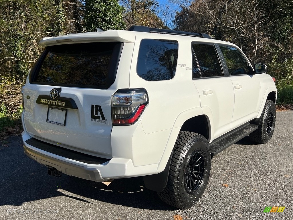 2022 4Runner TRD Off Road 4x4 - White / Black/Graphite photo #6