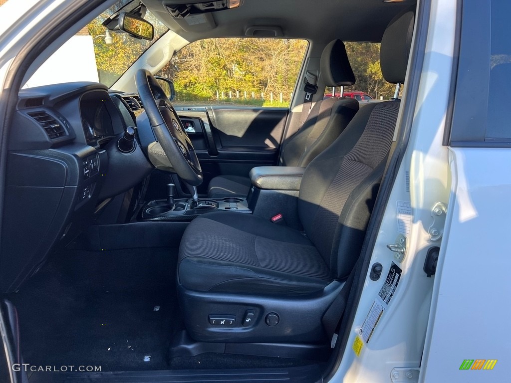 2022 4Runner TRD Off Road 4x4 - White / Black/Graphite photo #13