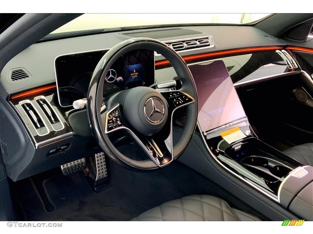 2024 Mercedes-Benz S 580 4Matic Sedan Dashboard Photos