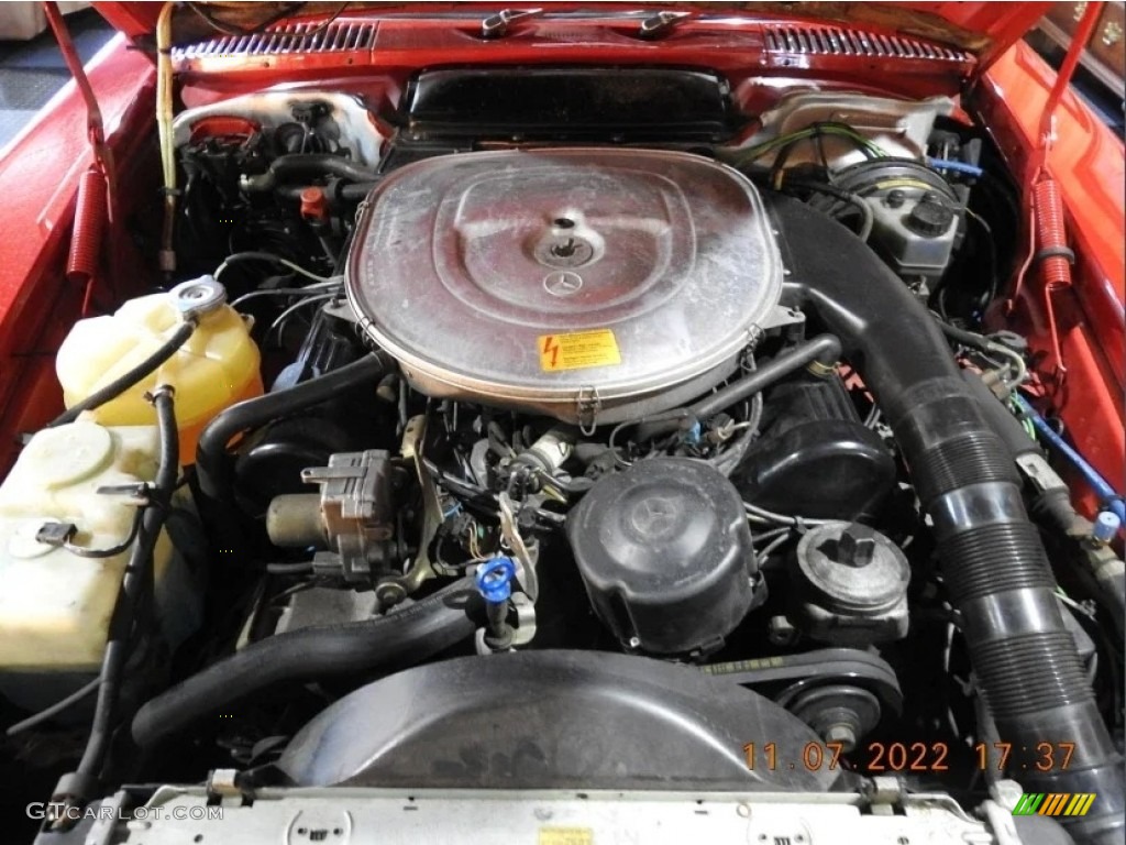 1986 Mercedes-Benz SL Class 560 SL Roadster 5.6 Liter SOHC 16-Valve V8 Engine Photo #146753004