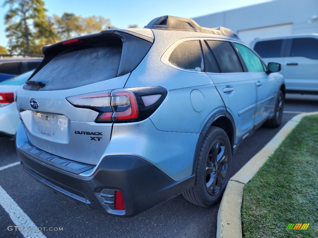 2021 Outback Onyx Edition XT - Ice Silver Metallic / Gray photo #3