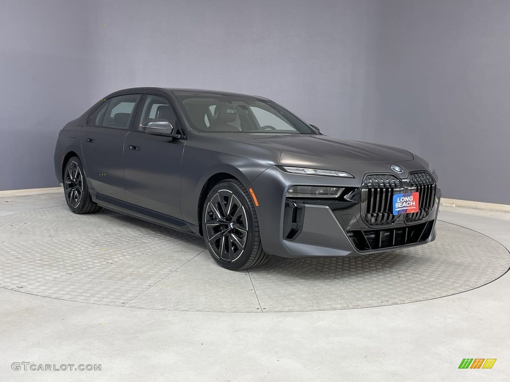 2024 BMW 7 Series 750e xDrive Sedan Exterior Photos