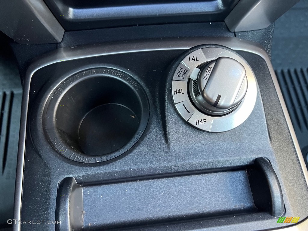 2022 Toyota 4Runner Limited 4x4 Controls Photos
