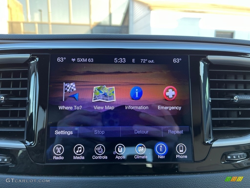 2017 Pacifica Touring L - Molten Silver / Black/Alloy photo #25
