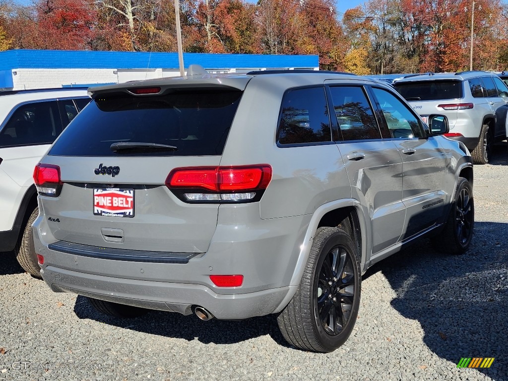2020 Grand Cherokee Altitude 4x4 - Sting-Gray / Black photo #3