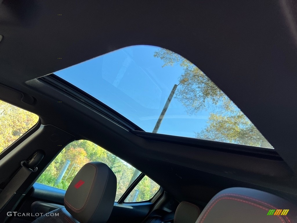2024 Dodge Hornet GT Plus Track Pack/Blacktop AWD Sunroof Photos