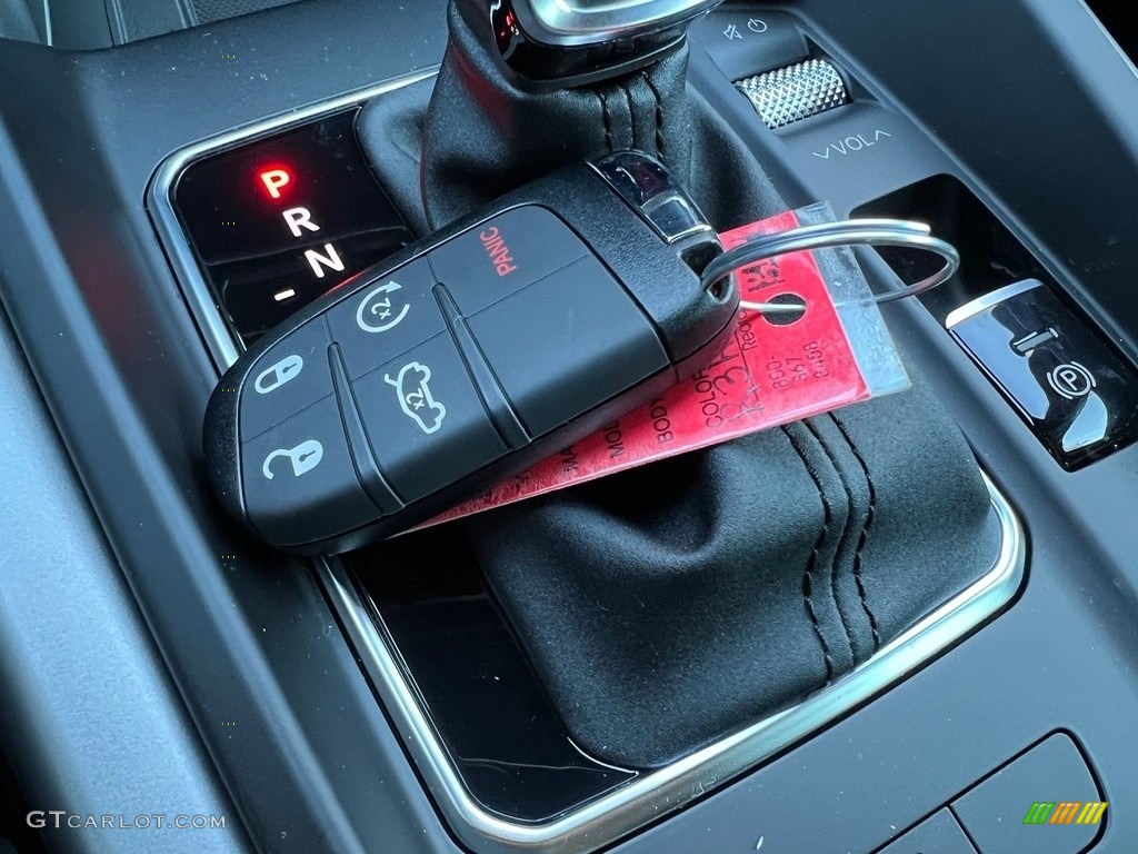 2024 Dodge Hornet GT Plus Track Pack/Blacktop AWD Keys Photos