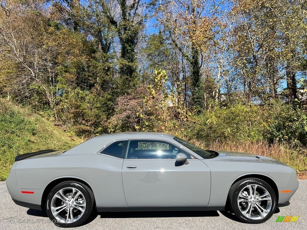 2023 Challenger SXT - Destroyer Grey / Black photo #5