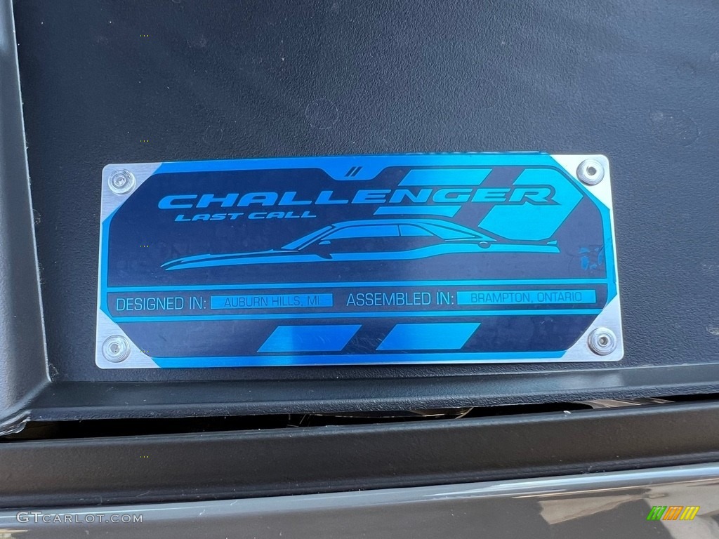 2023 Challenger SXT - Destroyer Grey / Black photo #10