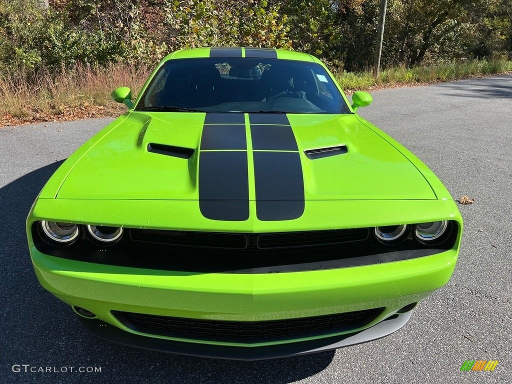 Sublime 2023 Dodge Challenger SXT Blacktop Exterior Photo #146755002