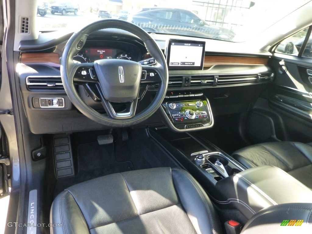 2020 Lincoln Corsair Reserve AWD Front Seat Photos