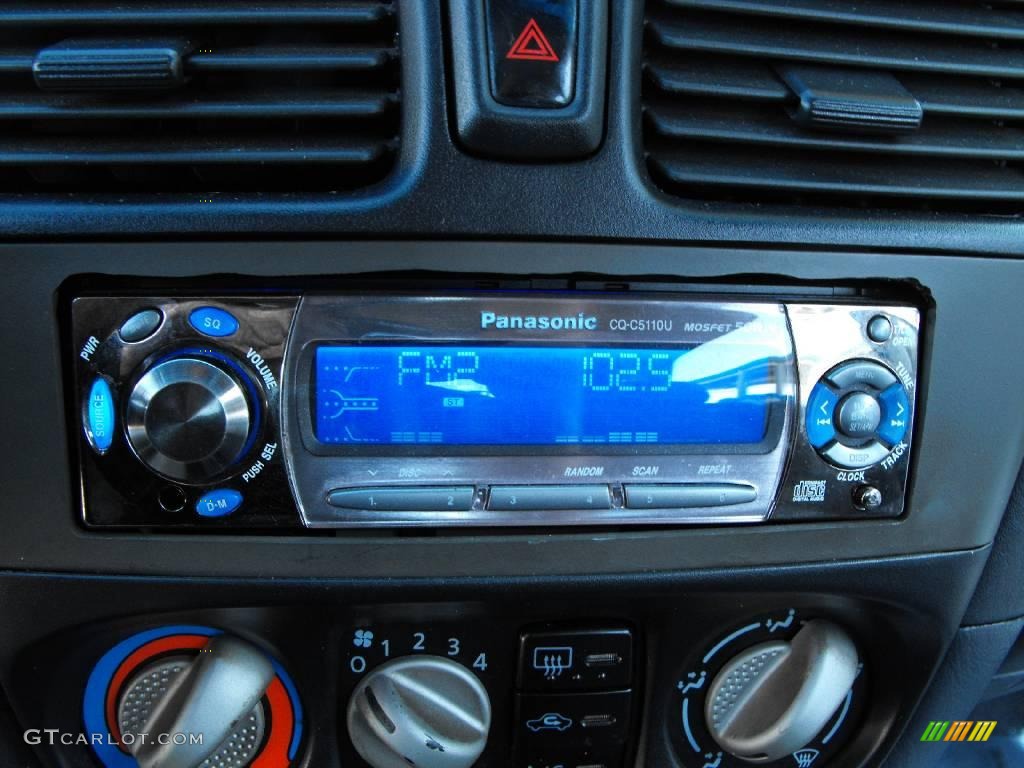 2001 Sentra SE - Avalanche White / Stone photo #18