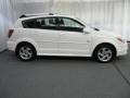 2007 Frosty White Pontiac Vibe   photo #2