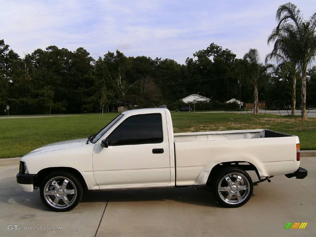 1994 Pickup DX Regular Cab - White / Blue photo #6
