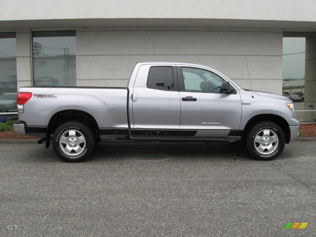 2008 Tundra SR5 Double Cab 4x4 - Silver Sky Metallic / Graphite Gray photo #2
