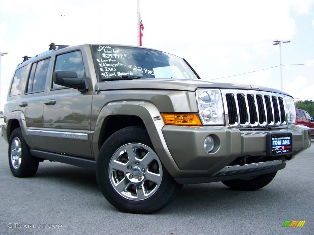 2006 Commander Limited 4x4 - Light Khaki Metallic / Saddle Brown photo #1