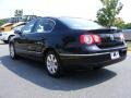Deep Black - Passat 2.0T Sedan Photo No. 4