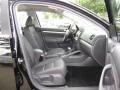 Black - Jetta SE Sedan Photo No. 10