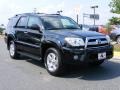 Black - 4Runner SR5 4x4 Photo No. 2